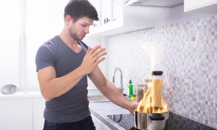 Jak Skutecznie Usunąć Spaleniznę Z Kuchenki?